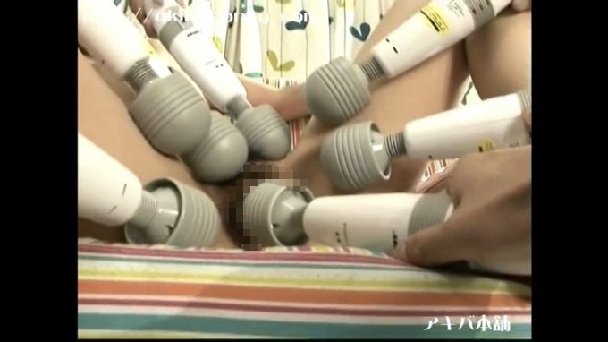 お姉さん 中出し 動画 よしね アキバ